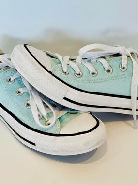 Converse Low Top Sneakers in Light Aqua and White